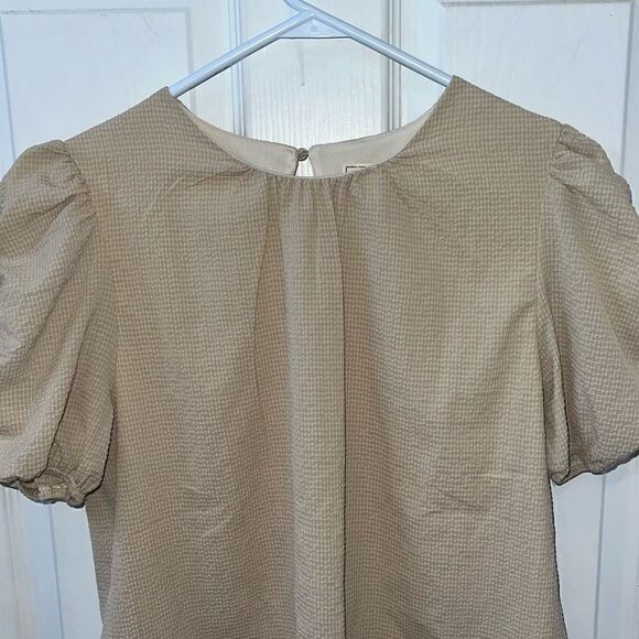 Hayden Girls Seersucker Puff Sleeve Top in  beige w keyhole closure sz XL - Picture 10 of 12